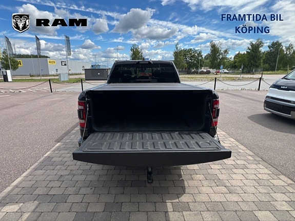 Dodge RAM 1500 14 of 19