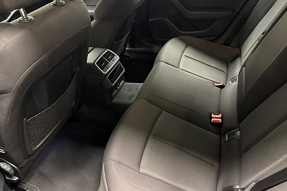 Audi A6 12 of 18