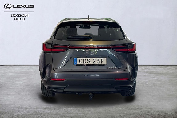 Lexus NX350h 3 of 5