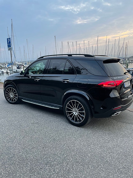 Mercedes-Benz GLE350 de 2 of 4