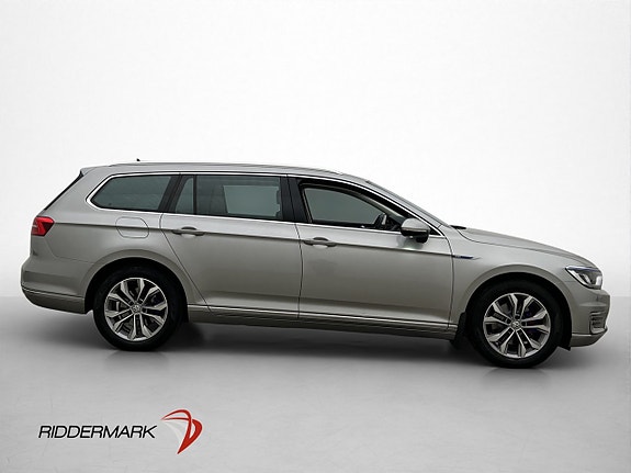 Volkswagen Passat 6 of 29