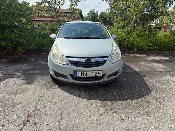 Opel Corsa 4 of 4