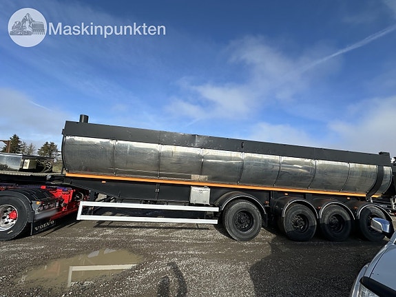 Hogstad svets P43-T34 asfaltstrailer 8 of 27