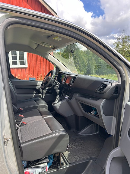 Peugeot Expert 5 of 5