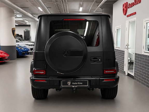 Mercedes-Benz G63 4 of 5