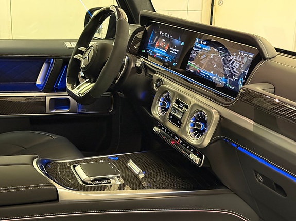 Mercedes-Benz G63 14 of 17