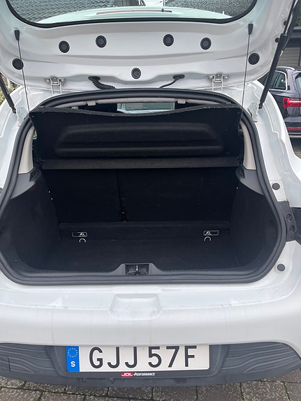 Renault Clio 4 of 5