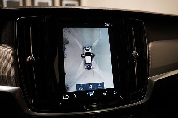 Volvo S90 17 of 29