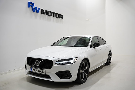 Volvo S90 2 of 29
