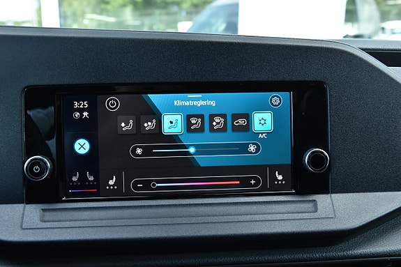 Volkswagen Caddy 17 of 22