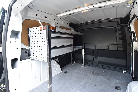 Volkswagen Caddy 10 of 22