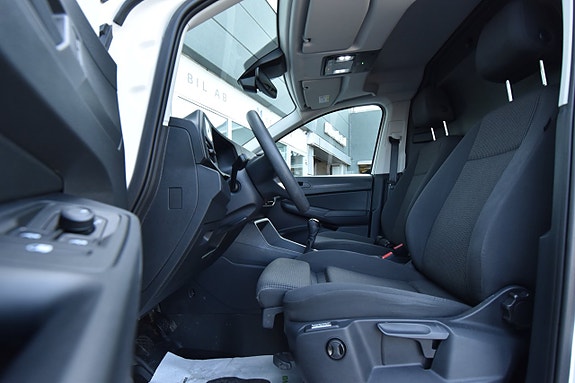 Volkswagen Caddy 7 of 22