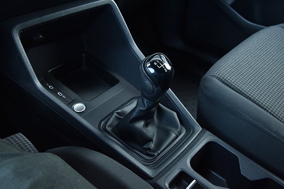 Volkswagen Caddy 13 of 22