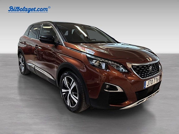 Peugeot 3008 2 of 5