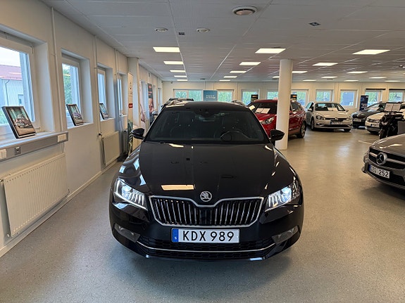 Skoda Superb 4 of 5