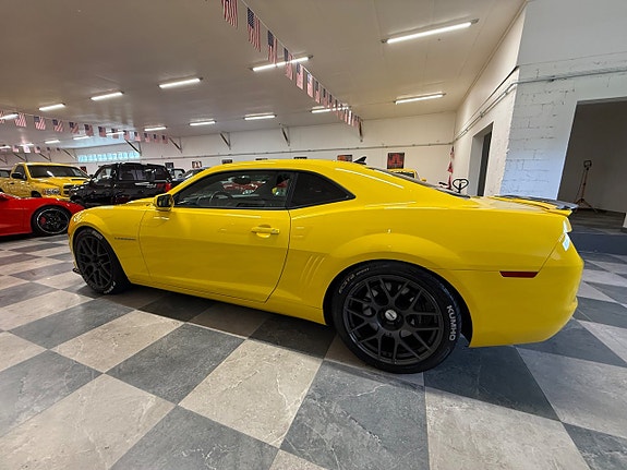 Chevrolet Camaro 8 of 30
