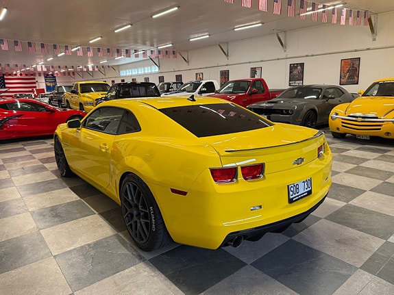 Chevrolet Camaro 9 of 30