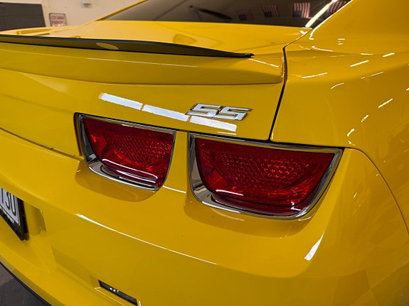 Chevrolet Camaro 17 of 30