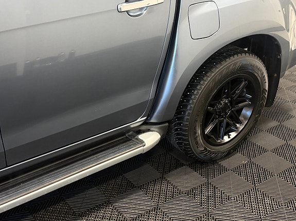 Isuzu D-max 12 of 30