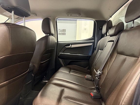 Isuzu D-max 27 of 30
