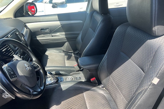 Mitsubishi Outlander 17 of 20