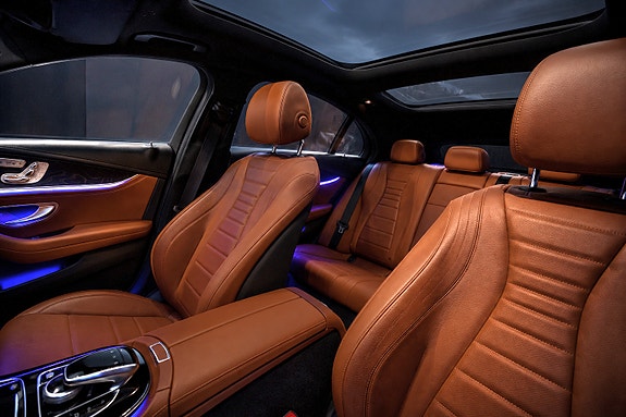Mercedes-Benz E220 6 of 10