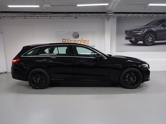 Mercedes-Benz C300 5 of 5