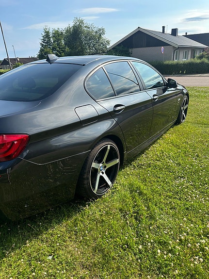 BMW 520d 9 of 13