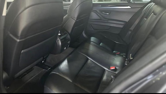 BMW 520d 12 of 13