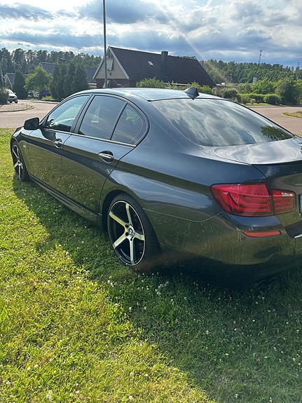 BMW 520d 10 of 13