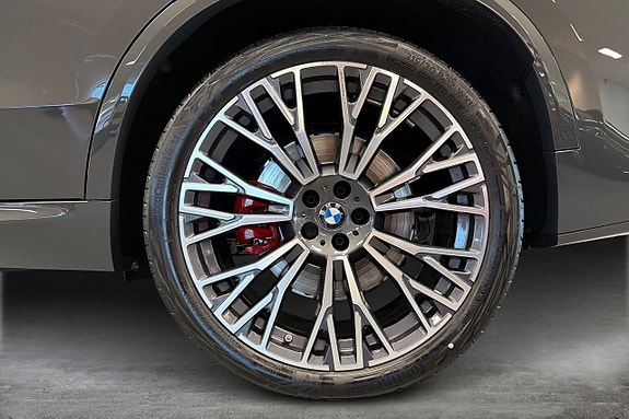 BMW X5 15 of 18