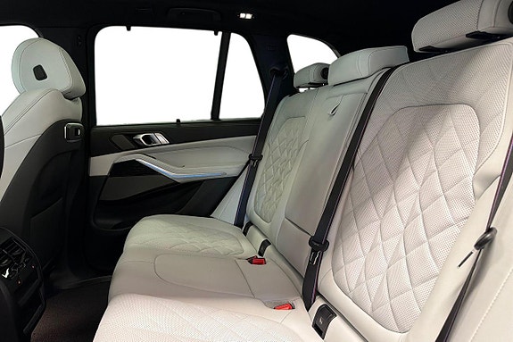 BMW X5 11 of 18