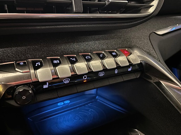 Peugeot 3008 14 of 16