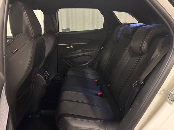 Peugeot 3008 9 of 16