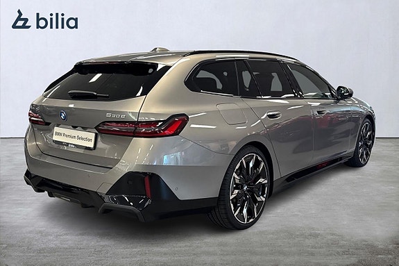 BMW 530e 16 of 17