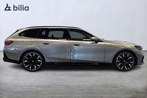 BMW 530e 15 of 17