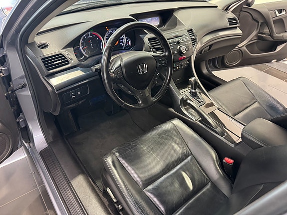 Honda Accord 16 of 25