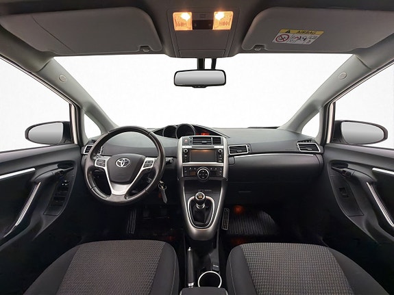 Toyota Verso 22 of 30