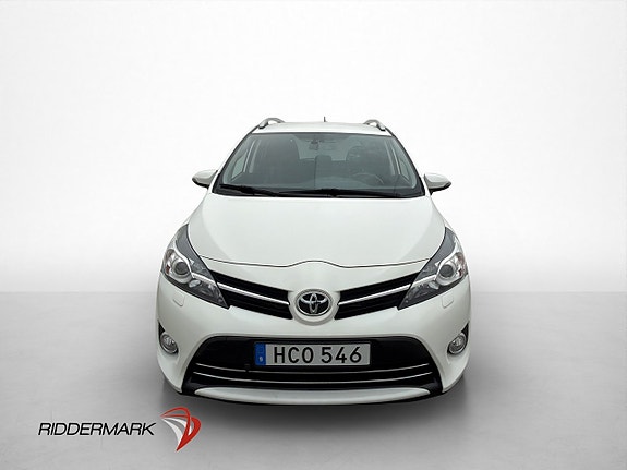 Toyota Verso 2 of 5