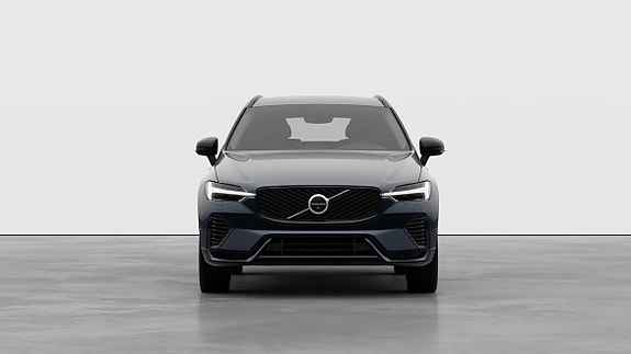 Volvo XC60 2 of 24