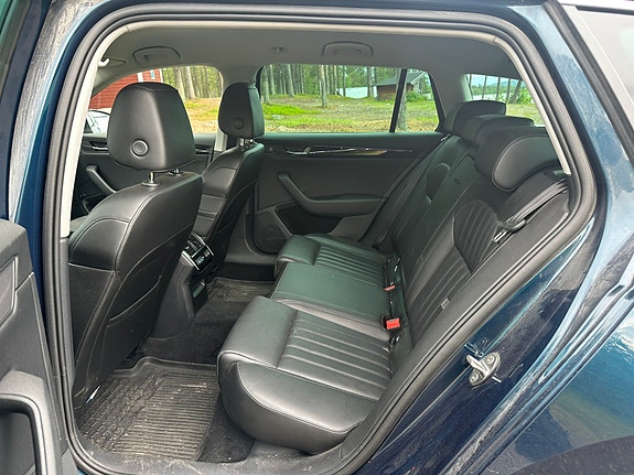 Skoda Superb 6 of 7