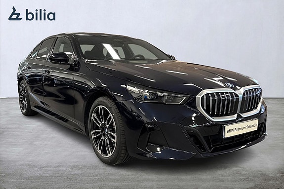 BMW i5 17 of 18