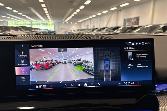 BMW i5 13 of 18