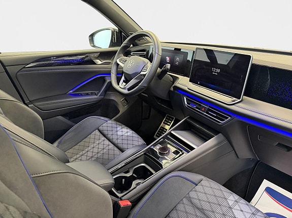 Volkswagen Tiguan 17 of 25
