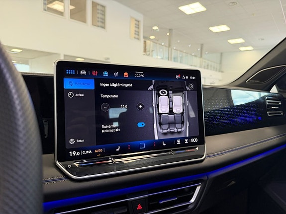 Volkswagen Tiguan 14 of 25