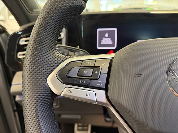 Volkswagen Tiguan 7 of 25