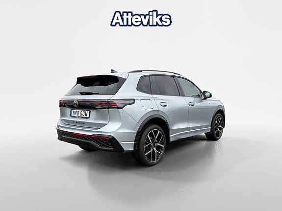 Volkswagen Tiguan 3 of 5