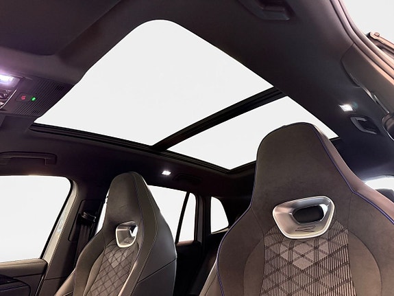 Volkswagen Tiguan 4 of 25