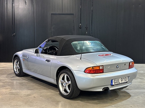BMW Z3 5 of 5