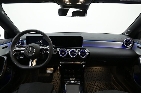 Mercedes-Benz CLA250 e 6 of 27